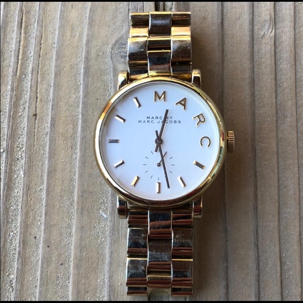 Marc by Marc Jacobs Gold Signature Watch!